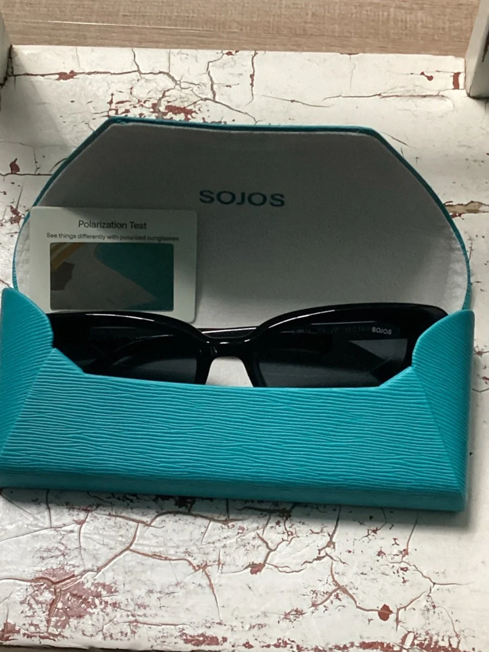 SOJOS Aria Vintage Cat-Eye Sunglasses